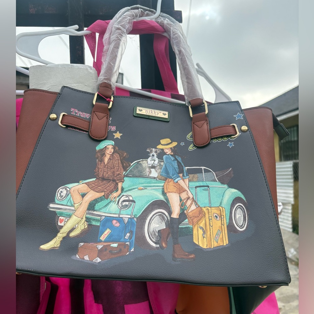 Women's Black Travel Tote Bag with Turquoise Car Print